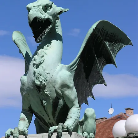 Cebelja Zibka * Laibach