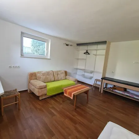 Cebelja Zibka * Λιουμπλιάνα